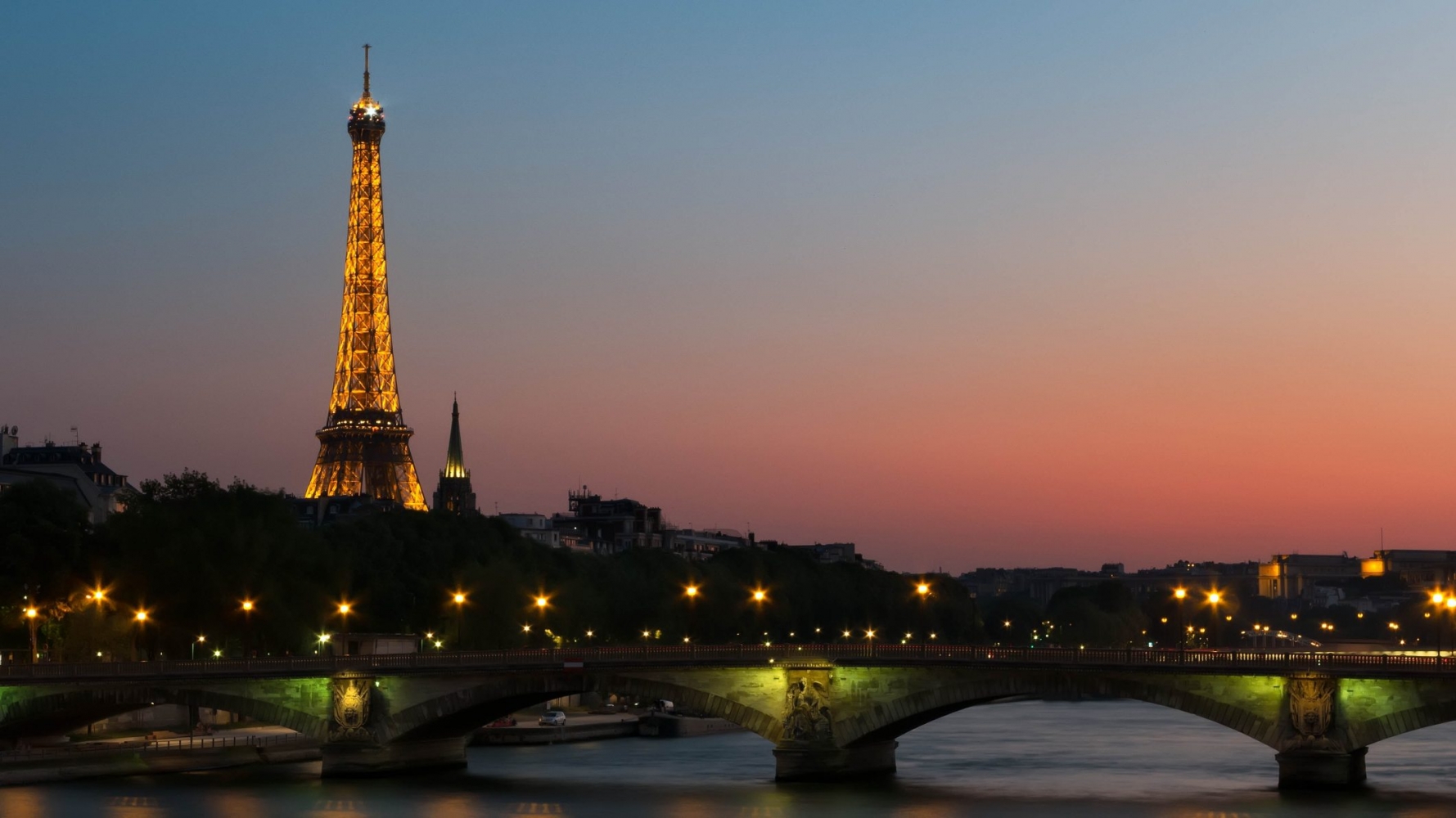 LA FERMETURE DES VOIES SUR BERGES : LE TA DE PARIS ANNULE !